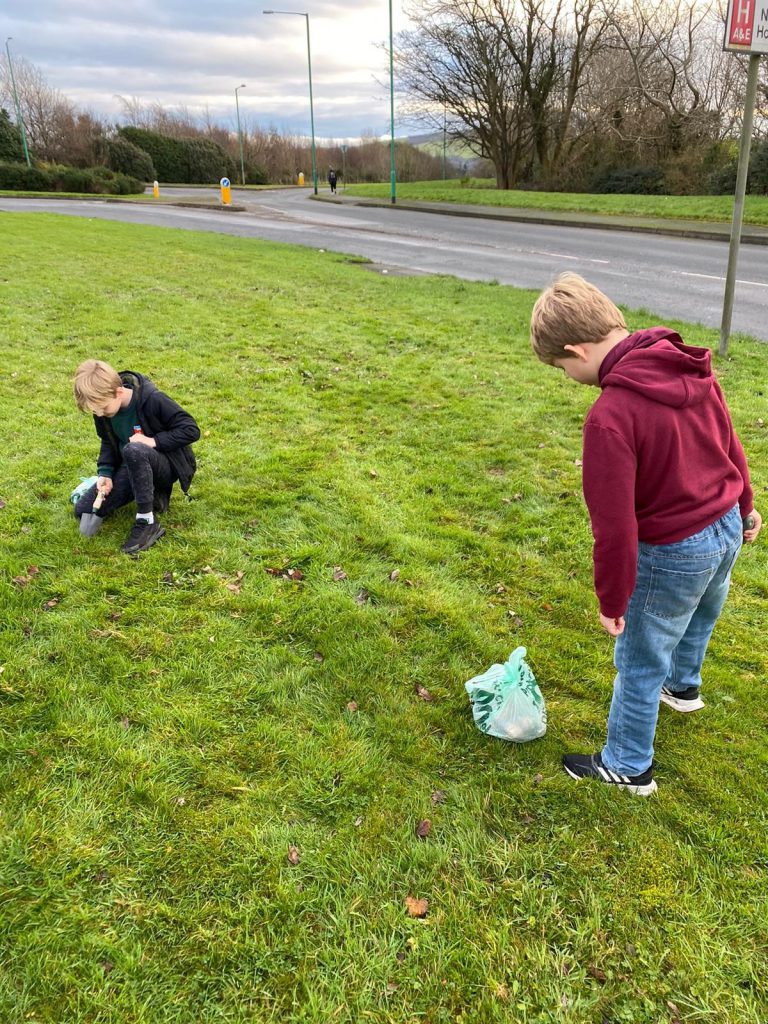 Daffodil Planting at Nobles Hospital